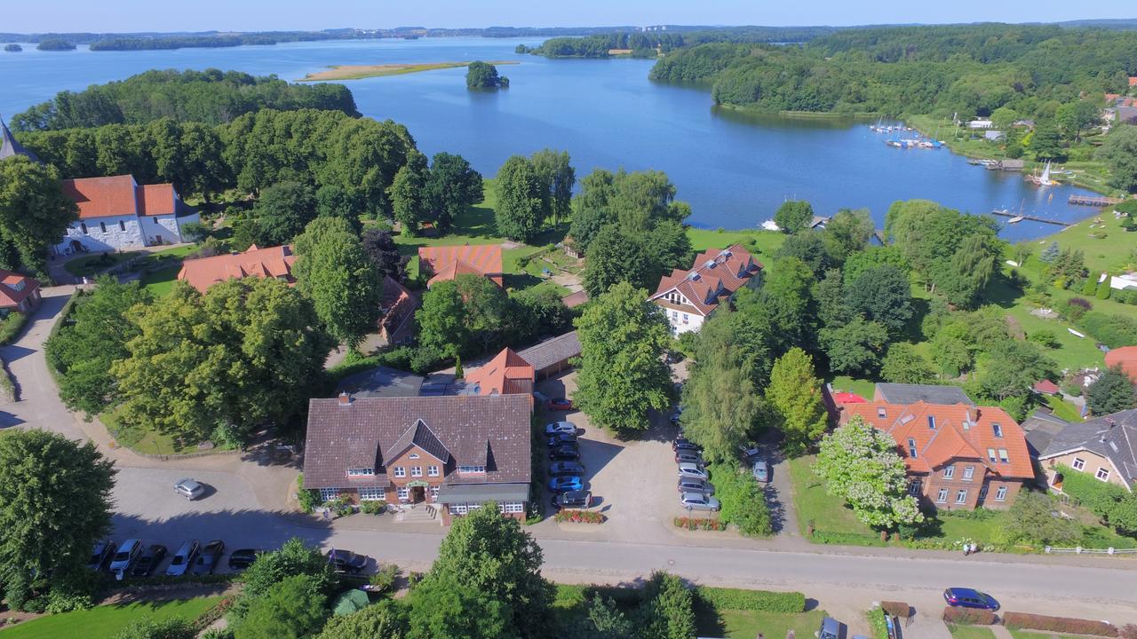 Gasthaus Zum Frohsinn Bosau Exteriér fotografie