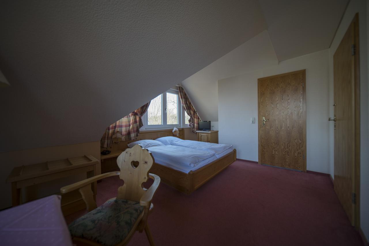 Gasthaus Zum Frohsinn Bosau Exteriér fotografie